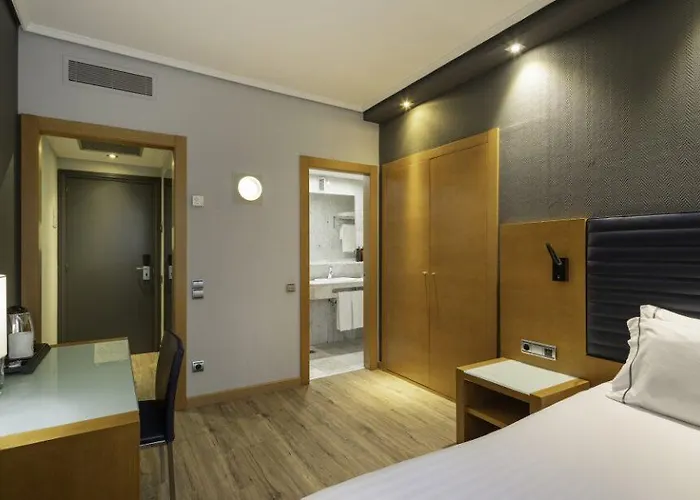 Indautxu Hotell 4*